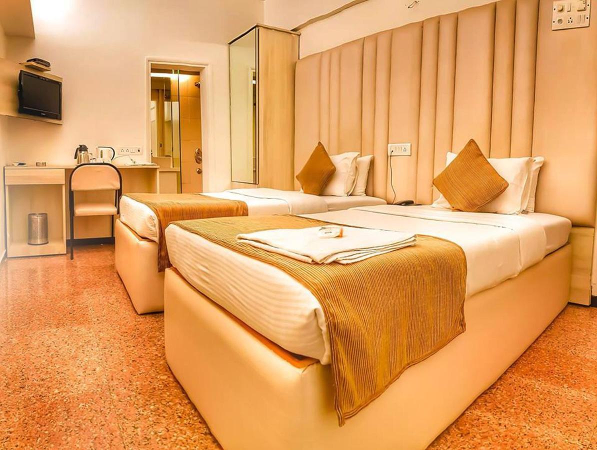 Hotel Samraj Mumbai Kültér fotó