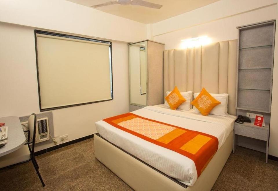 Hotel Samraj Mumbai Kültér fotó