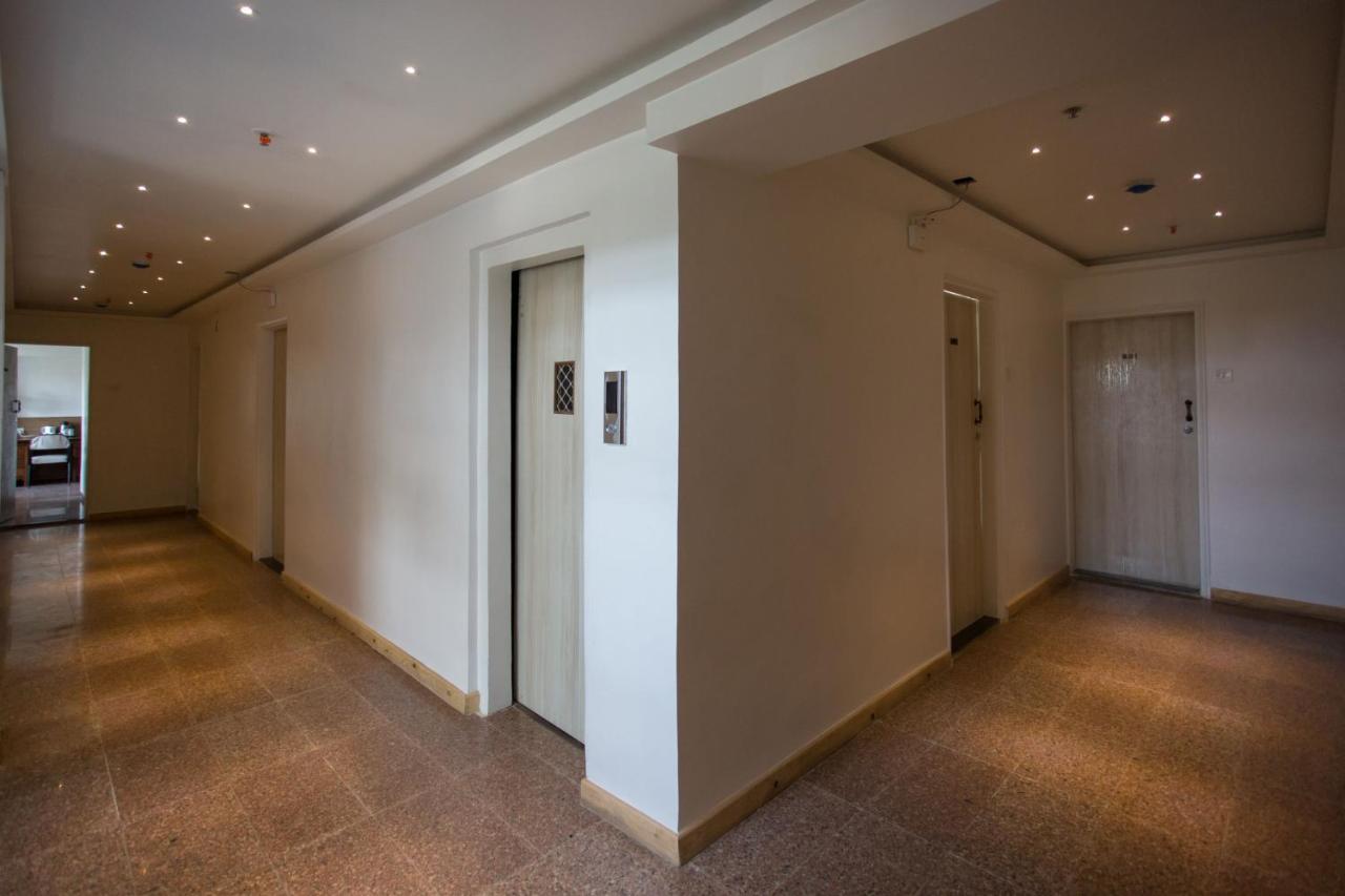 Hotel Samraj Mumbai Kültér fotó