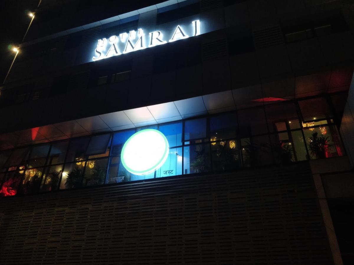 Hotel Samraj Mumbai Kültér fotó