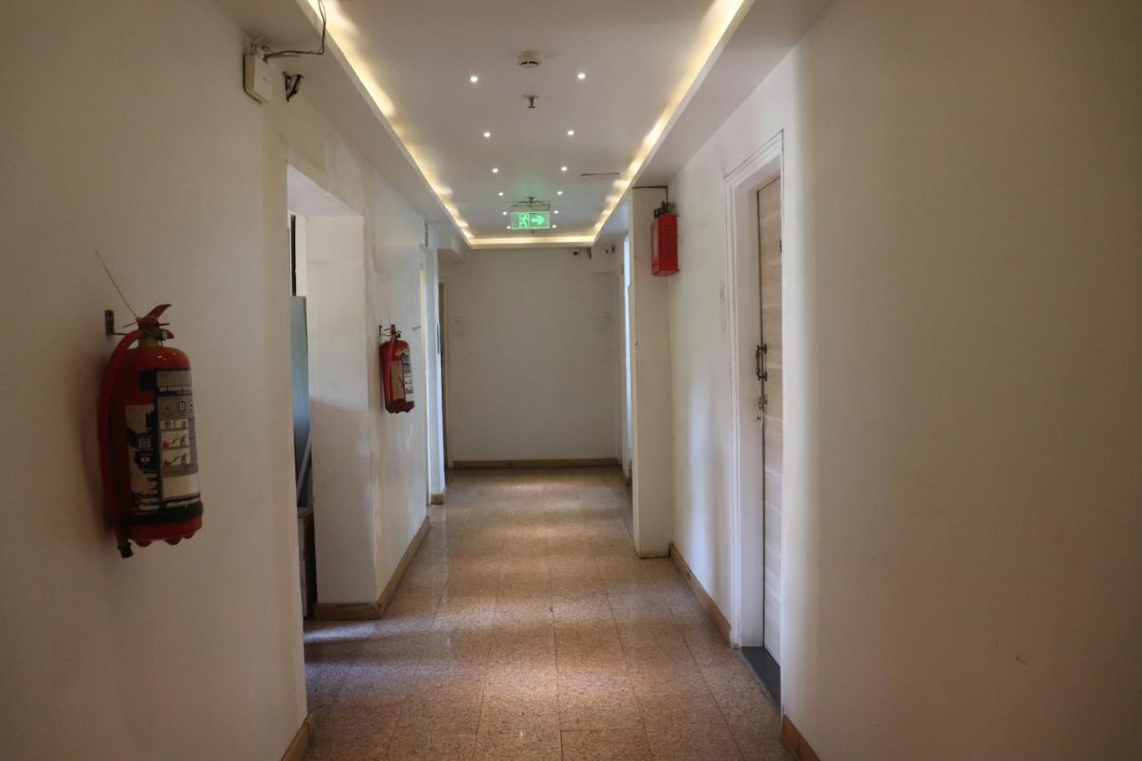 Hotel Samraj Mumbai Kültér fotó