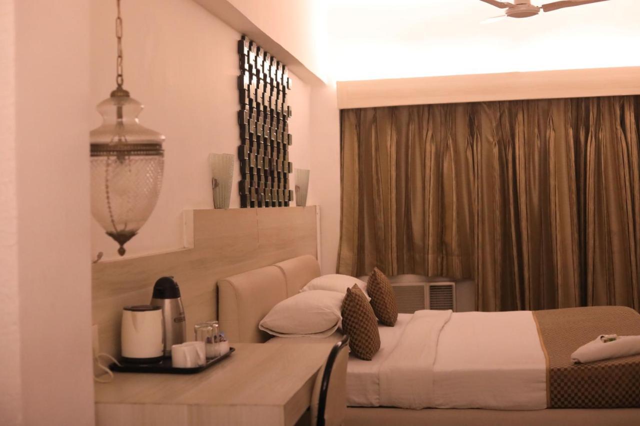 Hotel Samraj Mumbai Kültér fotó